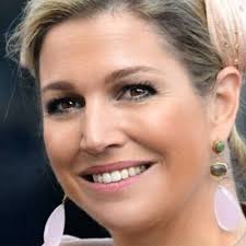 Proud mother of three daughters and wife of king willem alexander. Maxima Zorreguieta Maxxxnl Twitter