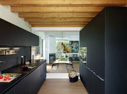 Cuisine Avec Porte Coulissante Eba En 2020 Deco Maison Moderne Amenagement De La Cuisine Decoration Interieure Cuisine