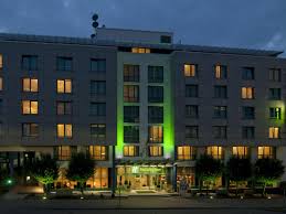 I have visited germany at least once a year for the past several years and have never had such a horrible hotel experience. Dusseldorf Hotels Top 15 Hotels In Dusseldorf Germany By Ihg Price From Eur 66 24