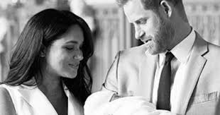 New meghan markle, prince harry & archie photo revealed to. Meghan Markle And Prince Harry Are In State Of Sheer Delight With Baby Archie Harper S Bazaar Arabia