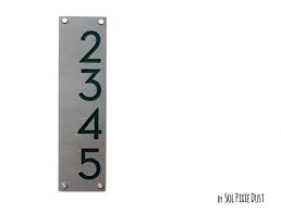 Numeros De Maison Modernes Beton Avec L Acrylique Vert Verticale 2 Adresse A La Maison Contemporaine Plaque De Signe Numero De Porte Numeros De Maison Moderne Numero Maison Et Maison Moderne