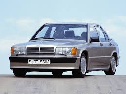 Mercedes 190 E 2 3 16 A Palace Revolution