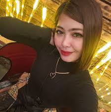 Mary Nel "Fashion Chic"