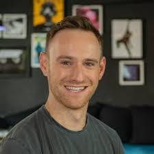 Ron Caruthers's Instagram, Twitter & Facebook