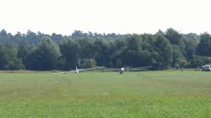 Flugunfall vom seite 1 von 12 untersuchungsbericht flugunfall mit dem segelflugzeug type k8b übersicht am um ca. Segelflugzeug Bocian Seilriss Youtube