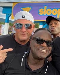 90-year-old couple who've been married for 67 years were reunited after  5-week COVID-19 separation.