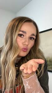 Where are my girls at?! I’m sticking with you! The support has been unreal  in the short time I’ve commited to this! #creatorsearchinsights  #stickwiththegirls #teamworkmakesthedreamwork #teamworktrend ...