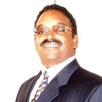 100+ perfiles de «Batiste»