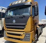 Sinotruk Th7 HOWO 2019 Semi Truck CNG 10 Wheeler Trailer Head 6X4 420HP T7  HOWO Tractor Truck