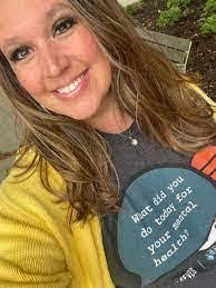 Cyndi Tuttle's Instagram, Twitter & Facebook