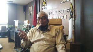 Ada banyak lulusan sarjana yang ternyata malah susah mencari kerja atau bekerja tidak pada bidangnya sehingga ilmu yang telah dipelajari tidak . Lonjakan Perceraian Dprd Jabar Desak Pemerintah Benahi Masalah Ekonomi