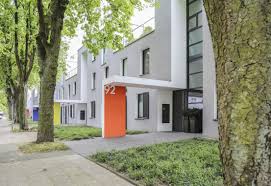 Bei immoscout24 gibt es eine grosse auswahl von wohnungen zu vermieten. 4 Zimmer Wohnung Zu Vermieten Dinnendahlstr 92 45136 Essen Bergerhausen Mapio Net