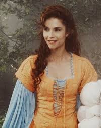 When the soldiers attack fantaghiro's castle to steal the babies of her sisters the battle seems to be lost until she. Pin Von Zsofia Olahne Radvanyi Auf Positive Strong Fictional Female Characters Schone Filme Prinzessinnen Kinderfilme