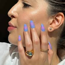24 April Nail Ideas to Take You From Showers to Flowers