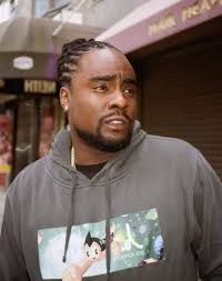 Happy 40th Birthday to Wale 🎂🎂🎂 Follow #TheSpit Instagram:@_thespit (  link below) https://instagram.com/_thespit?igshid=YmMyMTA2M2Y=