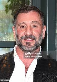 Gerald Blum accepts award