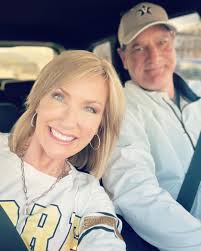 Last minute seats to Vanderbilt-Arkansas game. Yes please!🙏