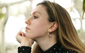 Lauren Archer's Instagram, Twitter & Facebook