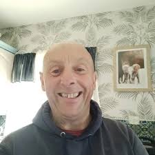 👤 Christina sent you a message 5 minutes ago "Where are you from?"￼