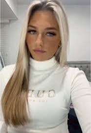 Lilly Fuller's Instagram, Twitter & Facebook