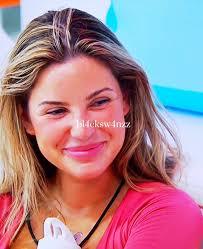 Bedt of Iris Love Island Pics