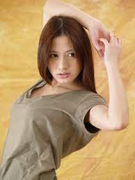 日本最美女星青木佳音知性优雅写真图集_美女明星_明星写真-爱看美图网