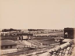 Bombay was protected by massive fort ...