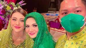 She is the younger sister of yuni shara, anoth. Krisdayanti Displays Photos With Aurel Raul Lemos Comments Make It Cool World Today News