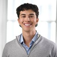 Riley Chang's Instagram, Twitter & Facebook