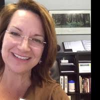 Ann Hotaling's Instagram, Twitter & Facebook