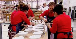 Jun 21, 2021 · cuestionan a chv por sumar a kidd tetoon a el discípulo del chef tras despedir a karim butte el humorista sacará a relucir todo su talento en la cocina para transformarse en el mejor y dejar en el camino a los famosos con los que competirá mano a mano para deleitar a los jueces. Conoce Los Detalles Desconocidos Del Exitoso Casting De El Discipulo Del Chef Chilevision
