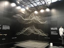 Neutral colours, mix of materials, bathroom sinks that steal the show…we've combined the top 2021 bathroom trends to help you decide what your new space should look like! Textination Newsline Textination