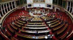 577 députés sont élus tous les cinq ans pour représenter le peuple français, légiférer et . Le Pass Sanitaire Peut Il Etre Impose A L Assemblee Nationale Lci