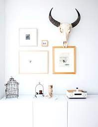 Bold wallpaper has a place even in the tiniest of rooms. Desire To Inspire Desiretoinspire Net Decor Home Decor Home