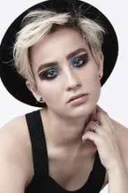 Bex Taylor-Klaus