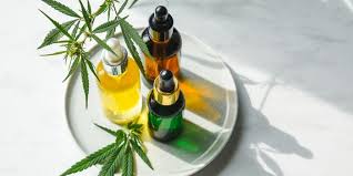 6 Things You Need To Know When Shopping For CBD Oil