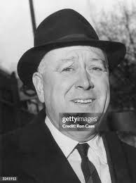 Mr Percy Hoskins of the Daily Express arrives at the Radcliffe... News  Photo