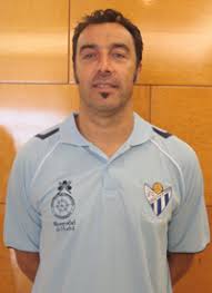 EL MUNDO DE MANOLO SALAZAR : DOMINGO SERRANO MEDITA ABANDONAR