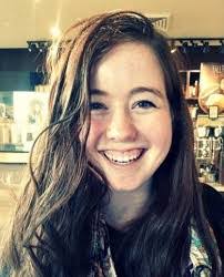 Esther Camp's Instagram, Twitter & Facebook