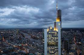 Push notifications about account movements, in real time, to your mobile. Zehn Jahre Nach Der Teilverstaatlichung Sollte Der Bund Bei Der Commerzbank Aussteigen Wirtschaft Tagesspiegel