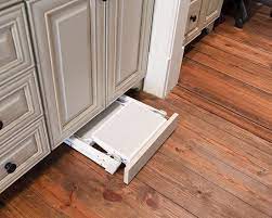 Slide Out Step Stool At Toe Kick Apartment Kitchen Organization Kitchen Step Stool Step Stool