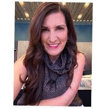 Kenia Torres's Instagram, Twitter & Facebook