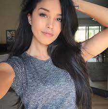 Rachell 'valkyrae' hofstetter has revealed to her fans she's been having a rough time streaming recently, both because of her move to youtube, and the decision for her and her partner michael to. Valkyrae Hot Youtubers Celebrities Female Korean Haircut