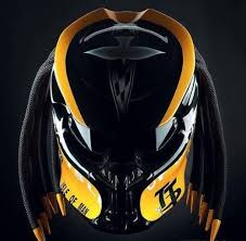 Black And Yellow Motorcycle Helmet New The Predator Helmet Yellow With Black Motorcycle Helmets Cool Bike Helmets Predator Helmet