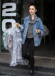 United states attorney district of new jersey. La Actriz Lily Collins Reaparecio Mas Delgada De Lo Comun Y Confeso Preocupante Enfermedad Con Imagenes Ropa De Moda Estilo De Lily Collins Ropa