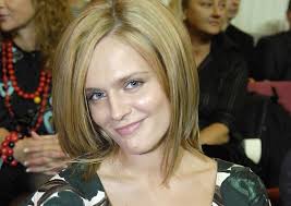 Z biegiem czasu stwierdziła jednak, że życie w blasku fleszy nie jest dla niej. Tak Dzis Wyglada Corka Lecha Walesy Maria Wiktoria Walesa 15 Lat Temu Probowala Zrobic Kariere Bardzo Sie Zmienila Zdjecia Super Express Wiadomosci Polityka Sport