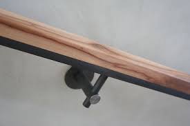 522rhr Round Post Hot Rolled Steel Hand Rail Bracket In 2021 Handrail Brackets Stair Handrail Handrail