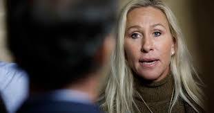 Farrah James's Instagram, Twitter & Facebook