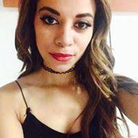 Leona Murray's Instagram, Twitter & Facebook