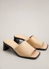 Catie is at the shoes of hollywood shoe shop and unboxes another beautiful style by th famous pleaser shoe brand. Mango Heel Leather Mules Heels Mango Heels Leather Mules